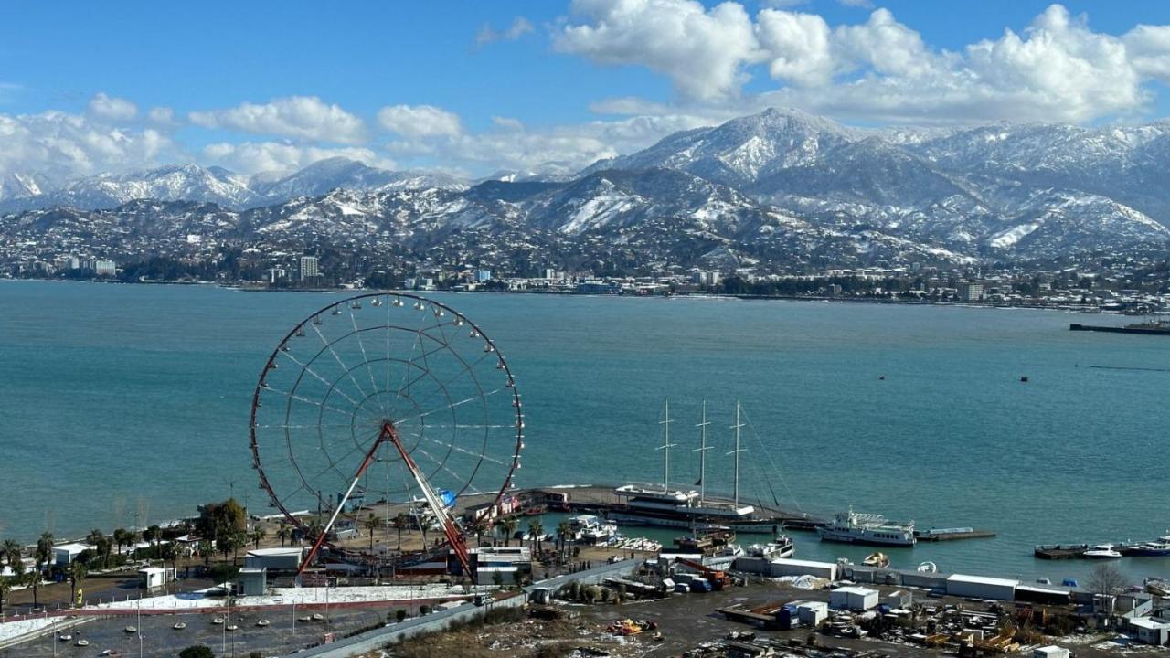 Premium Apartment In Porta Batumi Tower エクステリア 写真