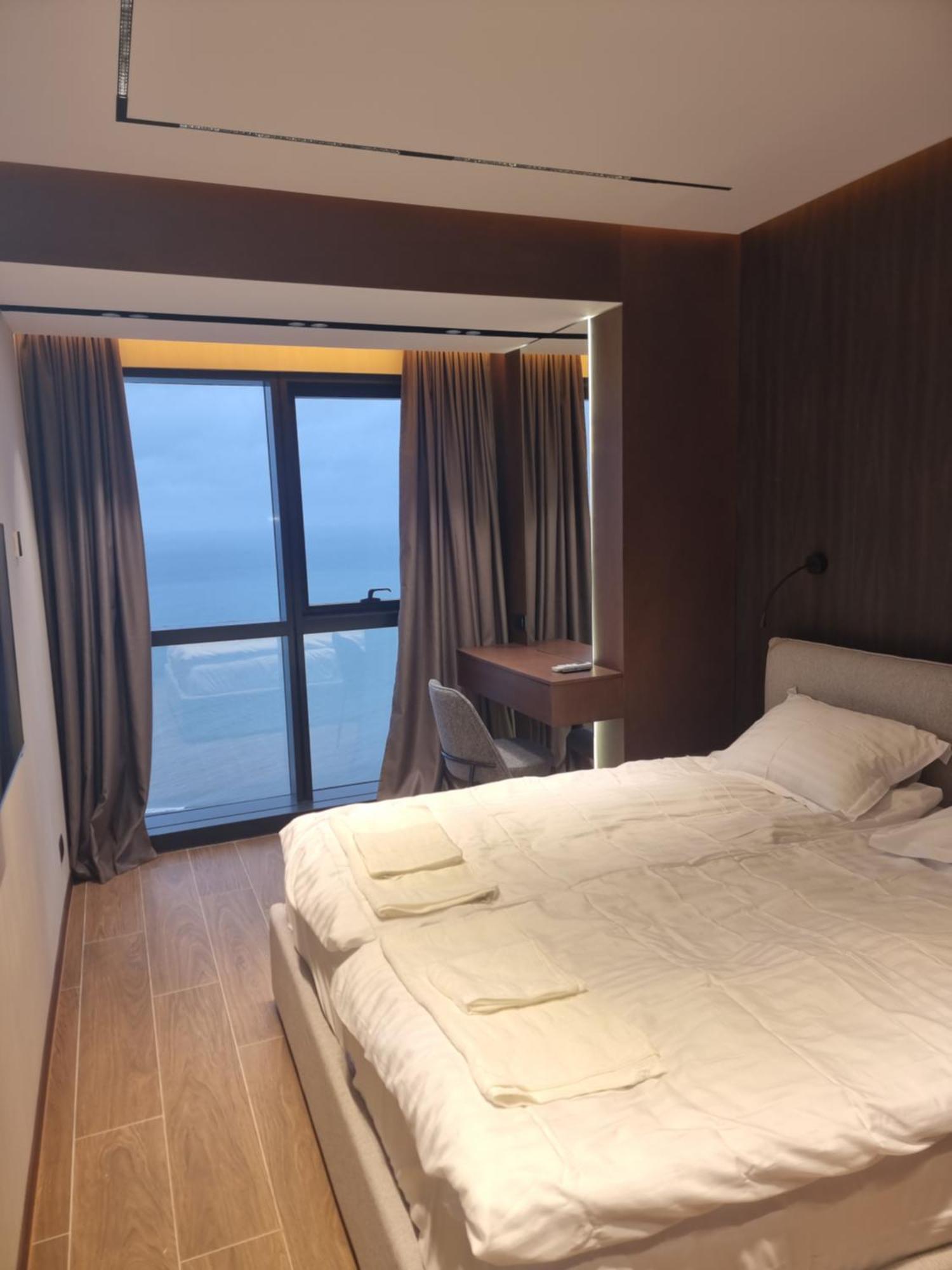 Premium Apartment In Porta Batumi Tower エクステリア 写真