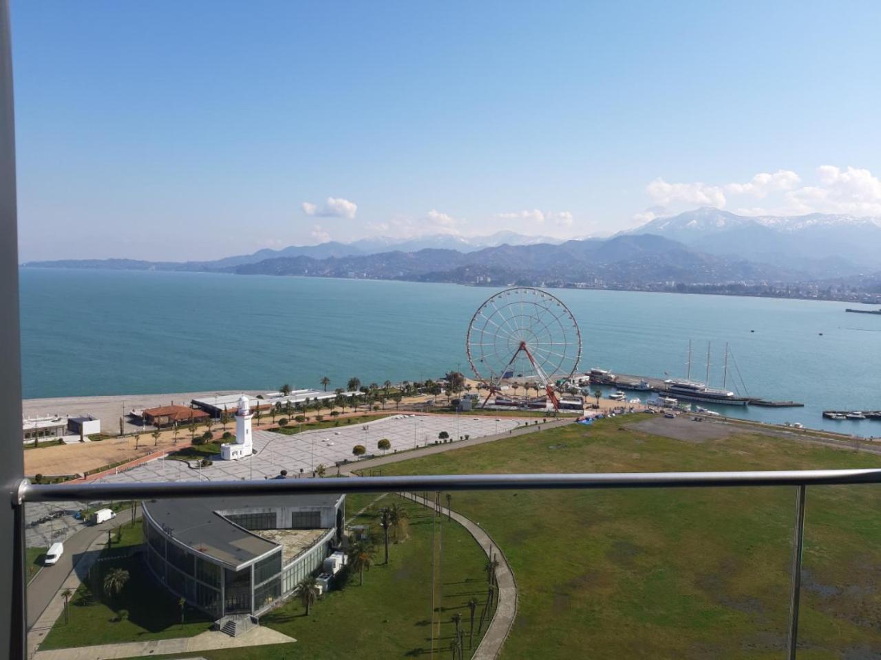 Premium Apartment In Porta Batumi Tower エクステリア 写真